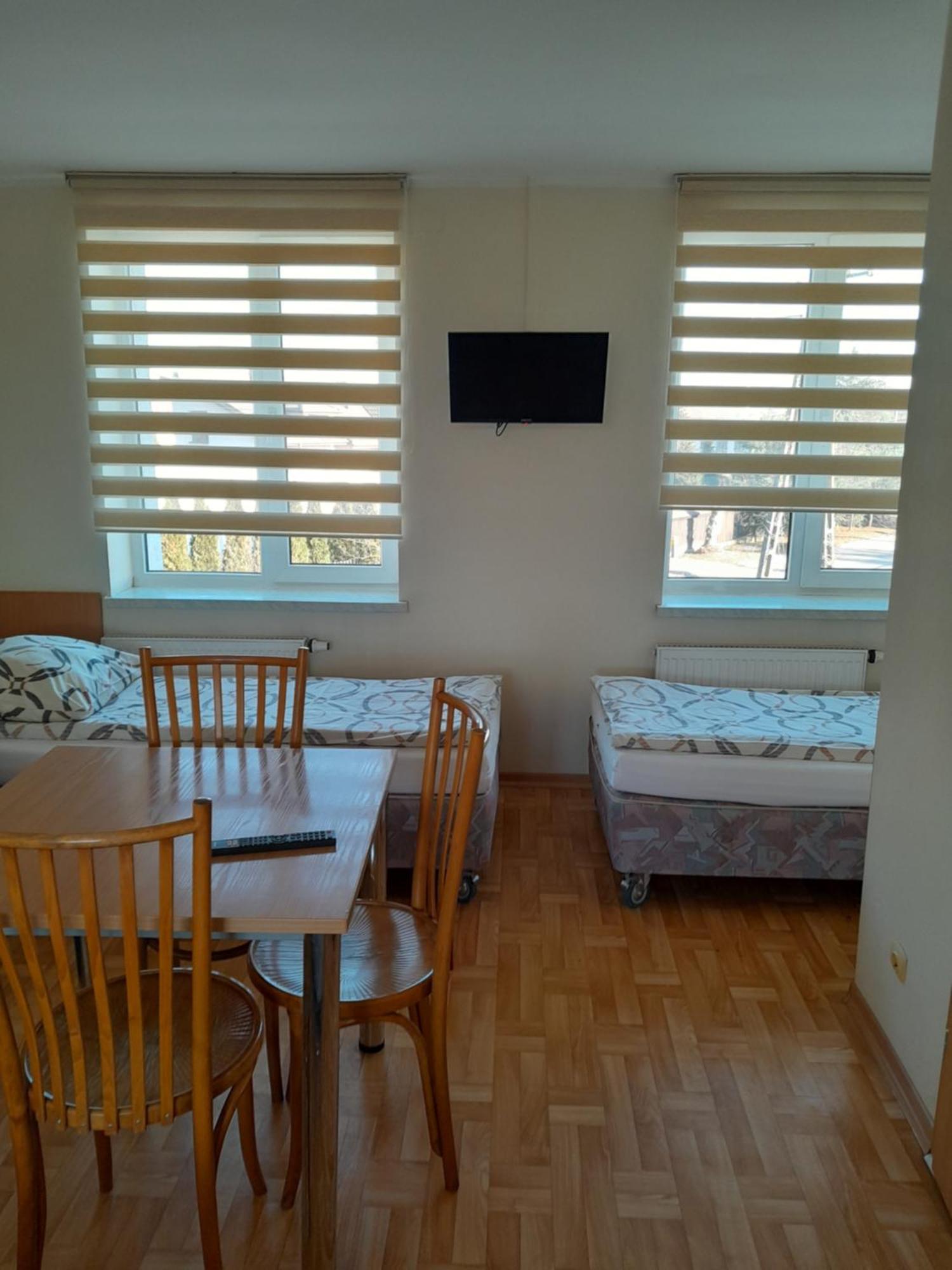 Hostel Polon Пултуск Екстер'єр фото